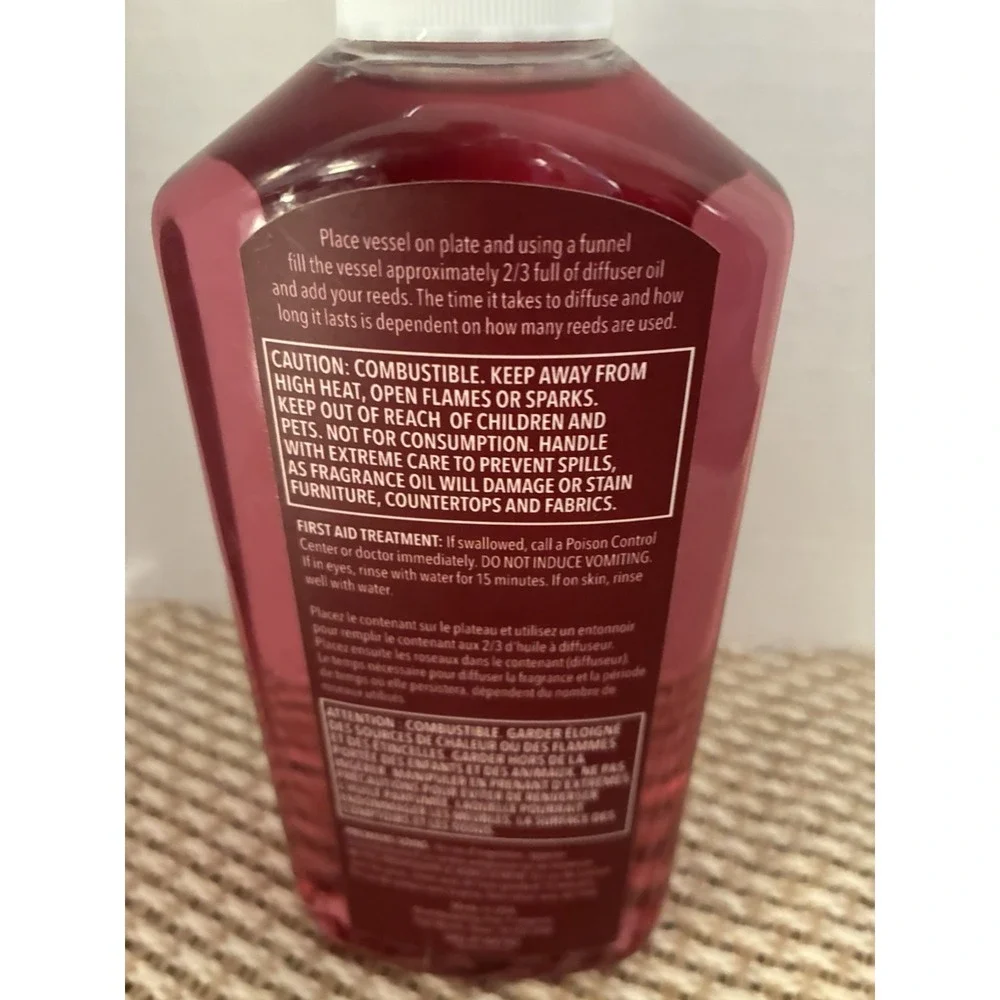 Original Pier 1 Imports Frosted Cranberries Reed Diffuser Oil Refill 15 oz